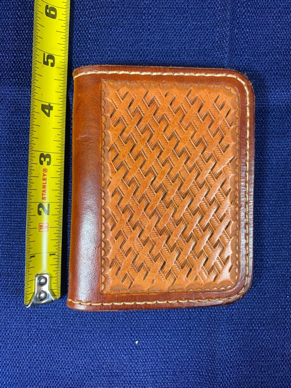 Handcrafted Leather Wallet - Picture 4 of 7